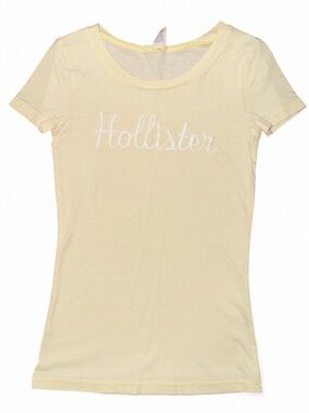 Rare Butter Yellow Vintage Hollister Embroidered Tee. Size S
